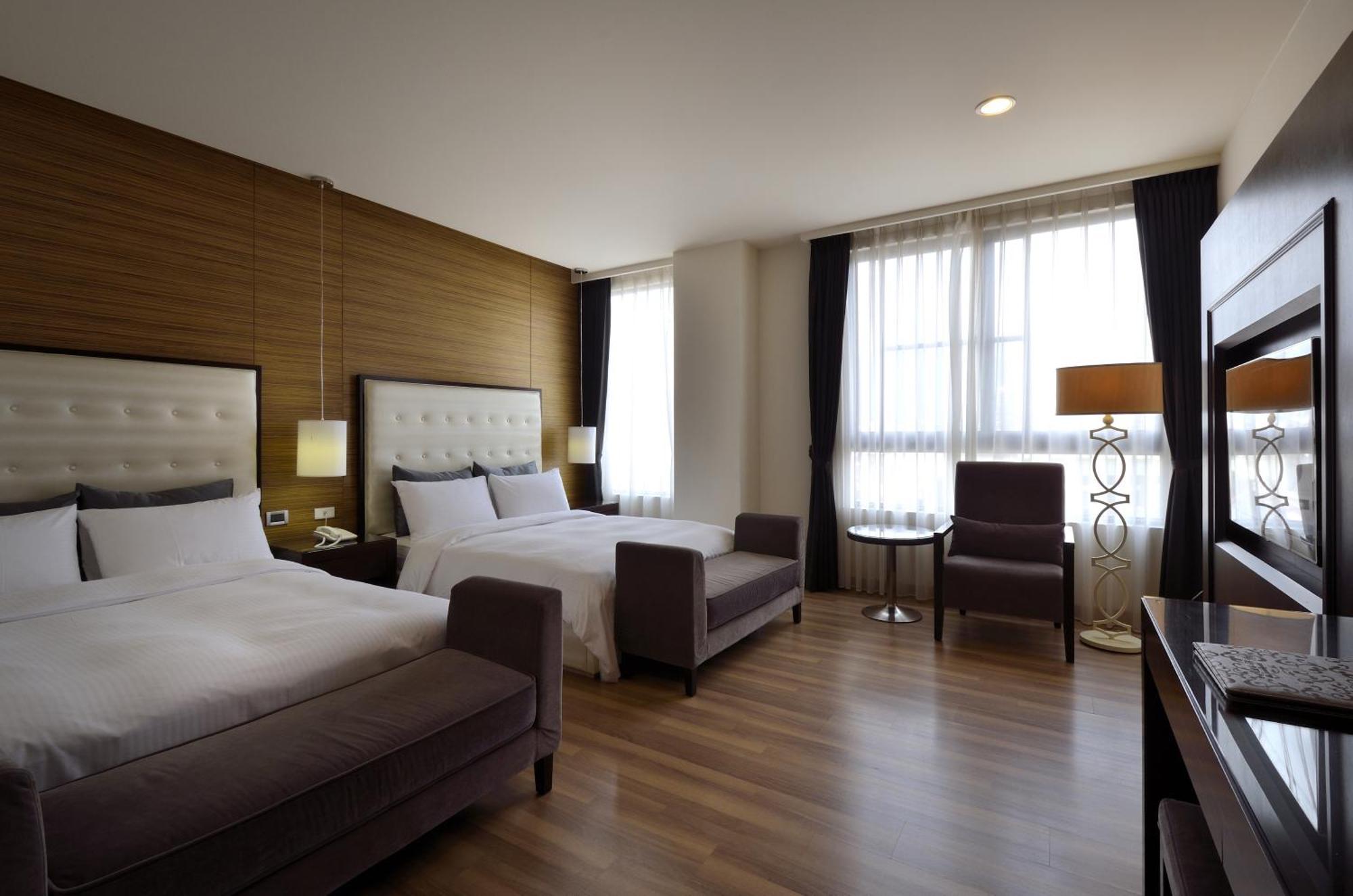 Hotel Modern Puli Oda fotoğraf