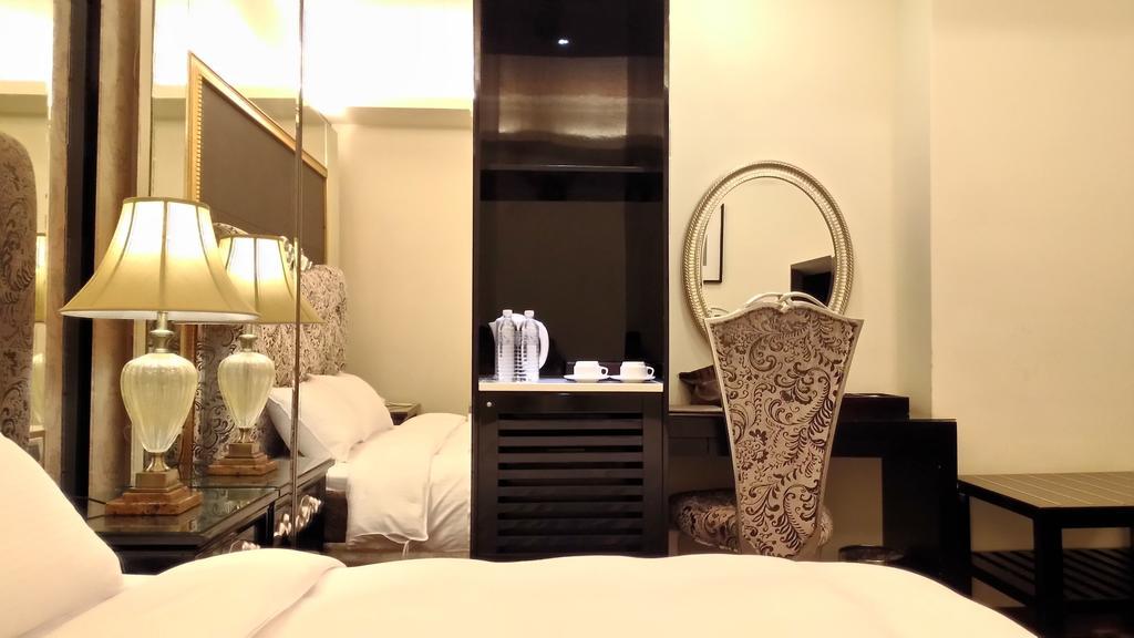 Hotel Modern Puli Oda fotoğraf